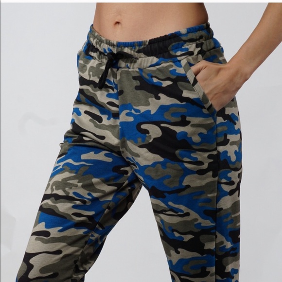 👏🏻👏🏻💘💘HOST PICK👏🏻👏🏻💘💘 - Picture 3 of 3